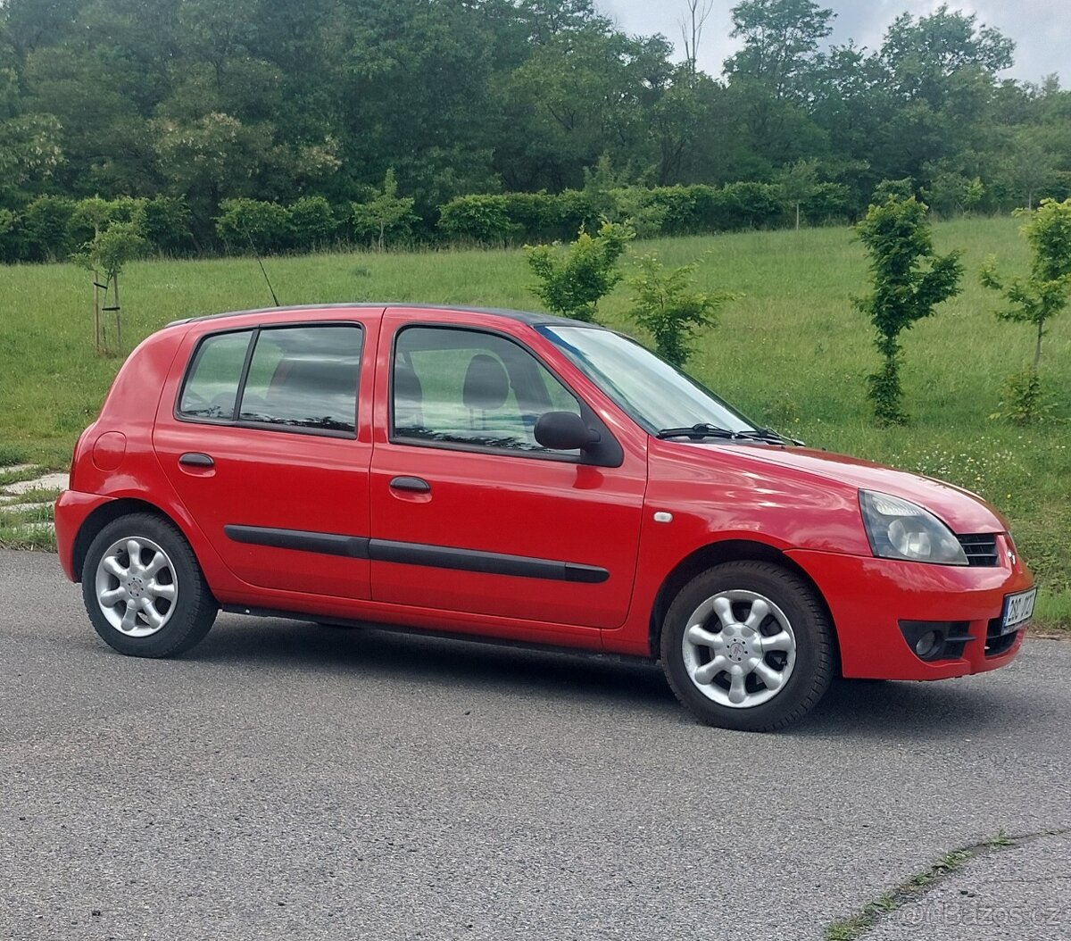 Clio - Najeto 50 000 km - Super stav