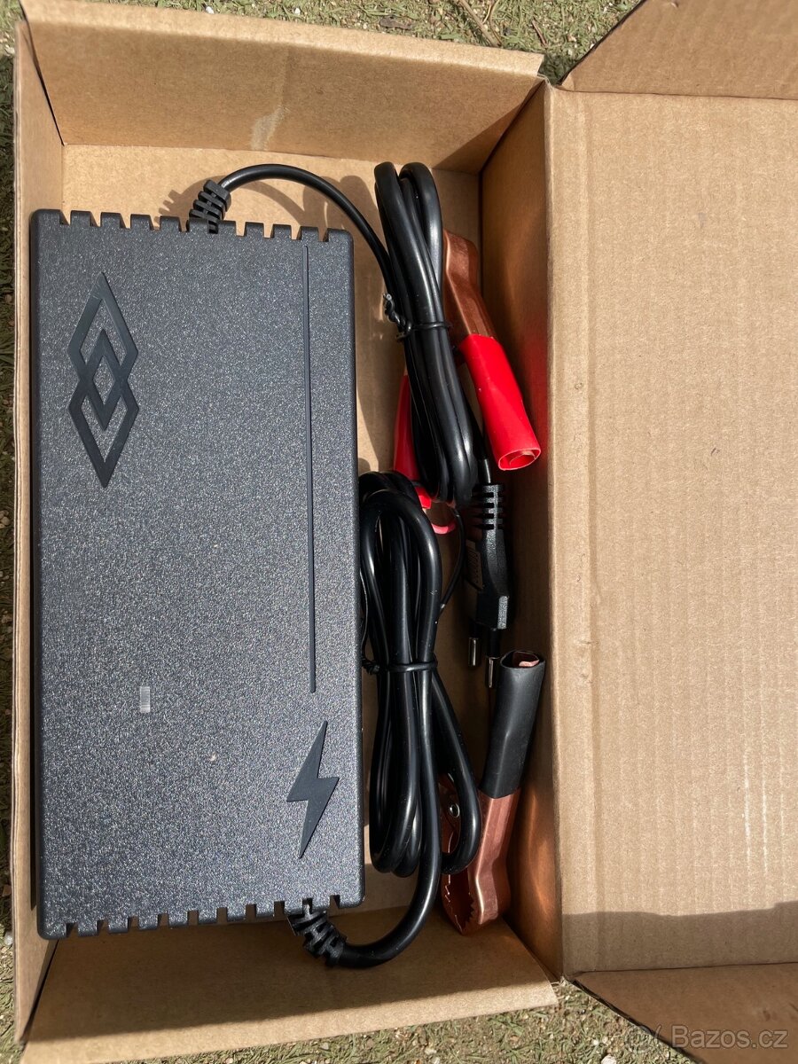 nabíječka LiFePo4, charger