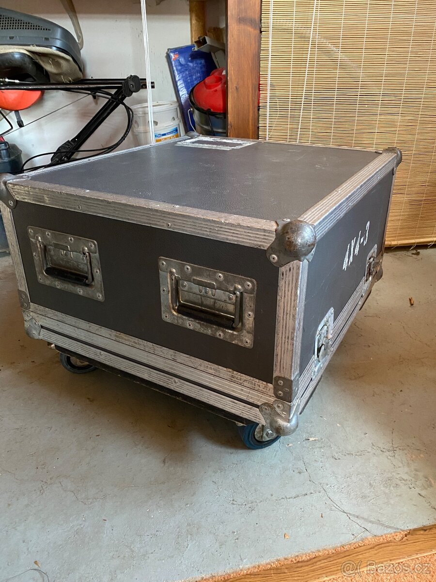 Case 62x55x27 cm