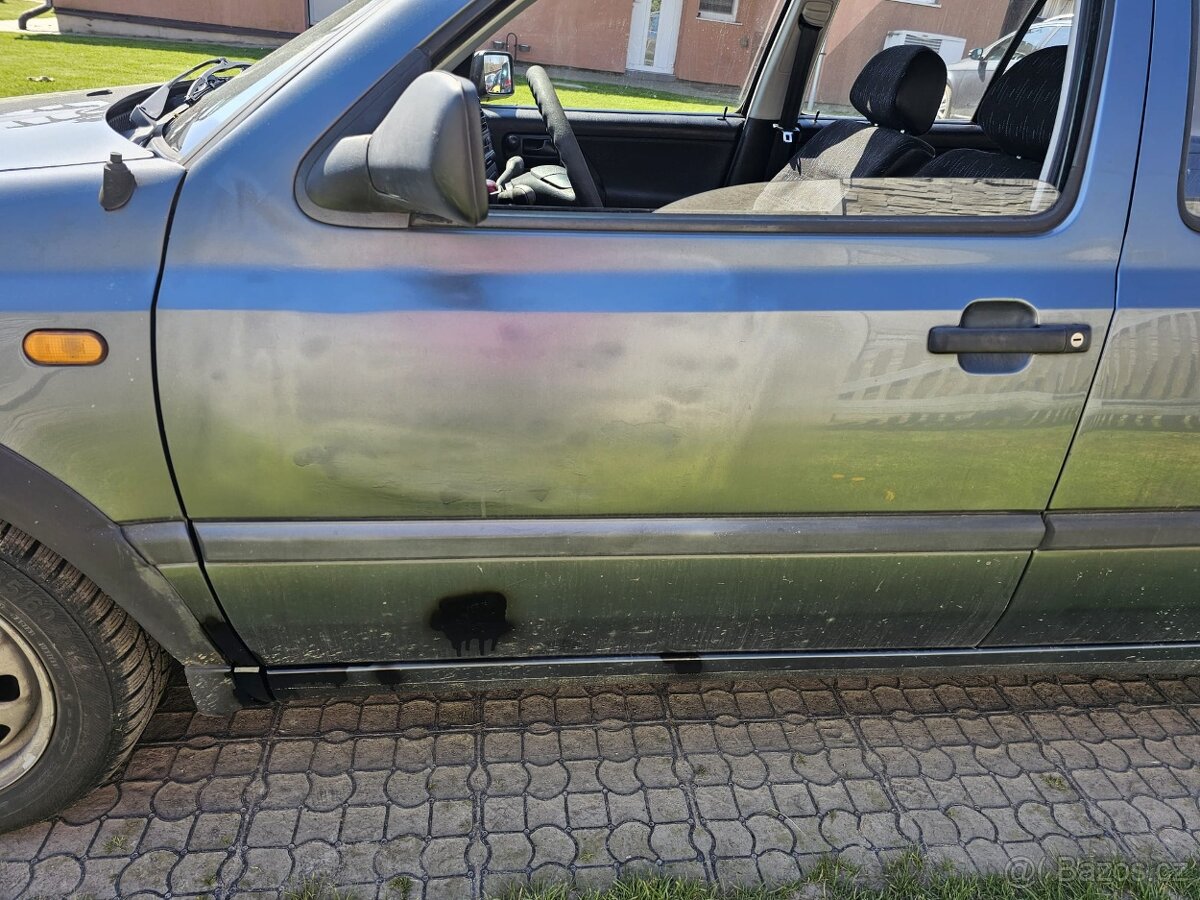 koupim na golf 3 dvere tazne