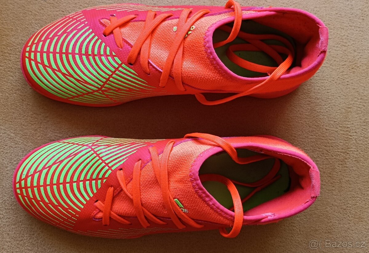 Sálovky značky Adidas Predator