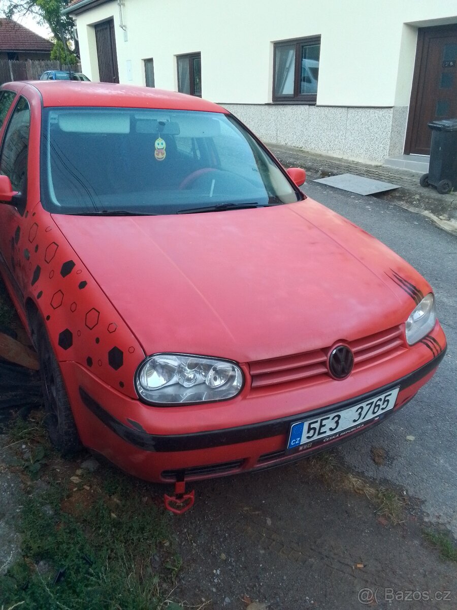 Golf 4