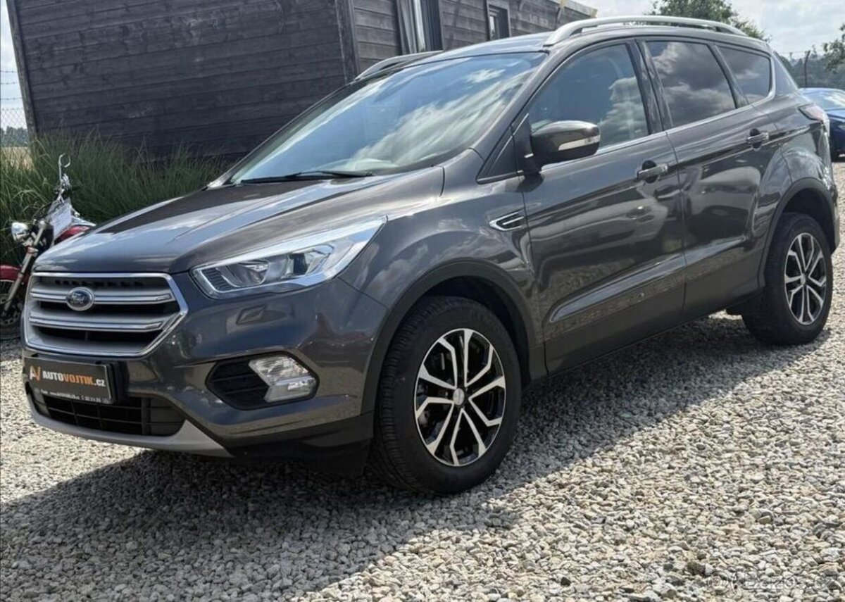 Ford Kuga 1,5 110kW 1MAJITEL ČR benzín manuál 110 kw
