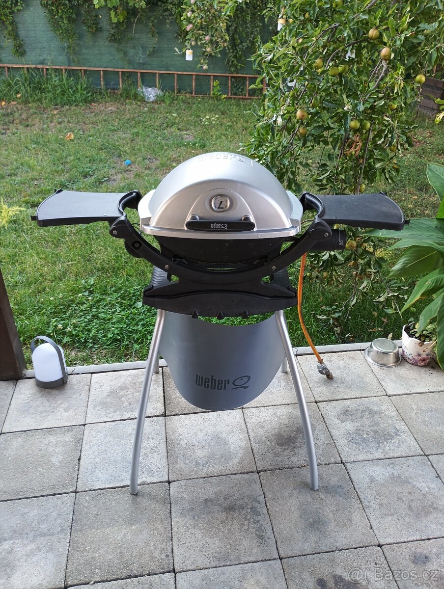 Plynový gril Weber Q 120 Stand