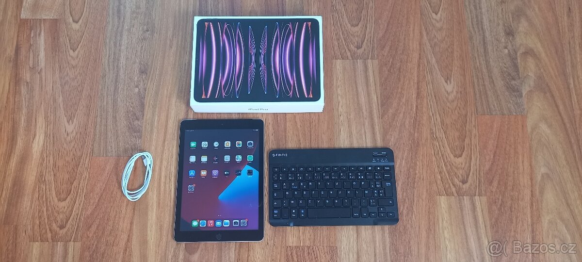 Prodám Apple Ipad 5 Generace 32GB