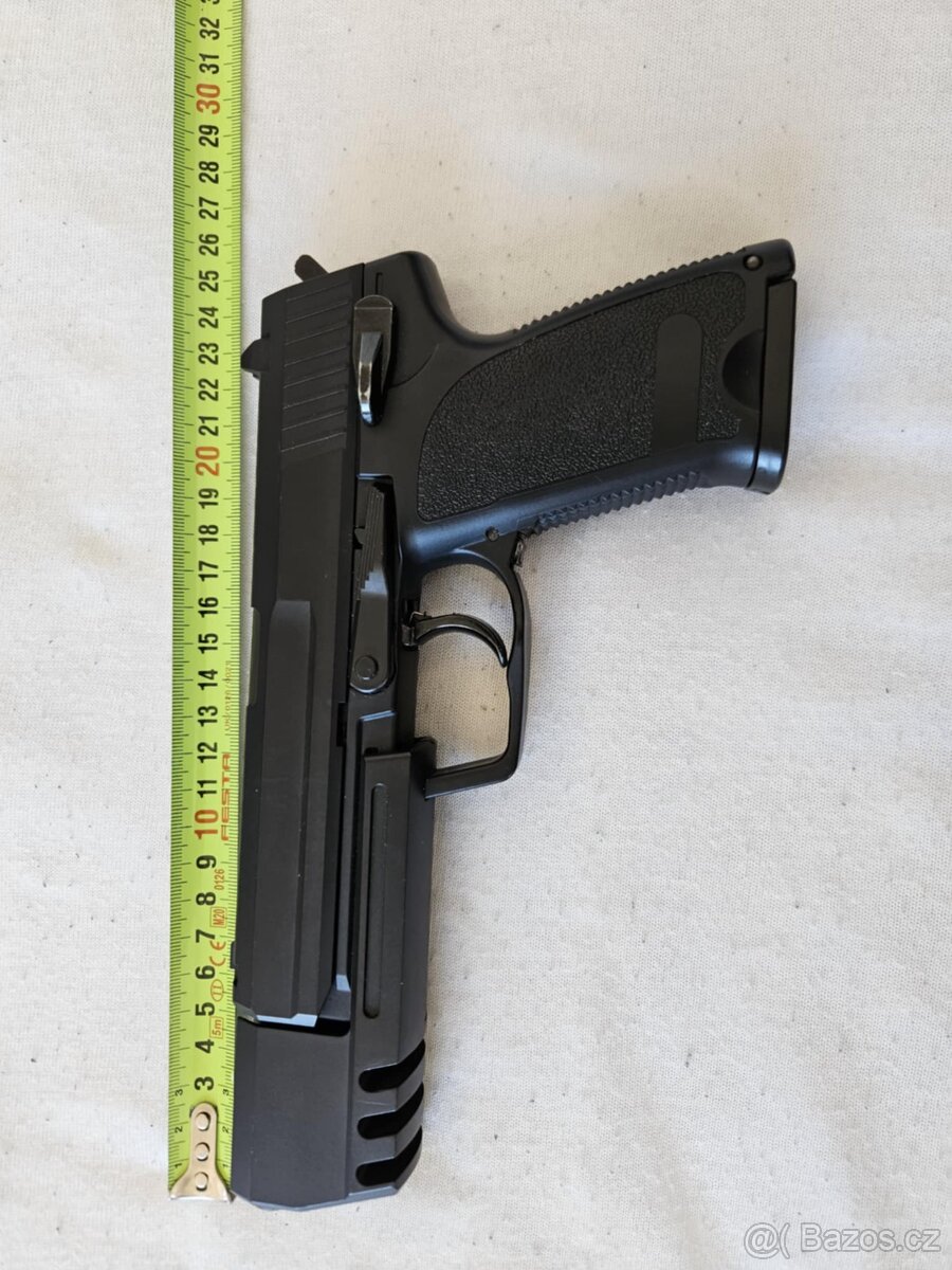 Airsoftová pistole
