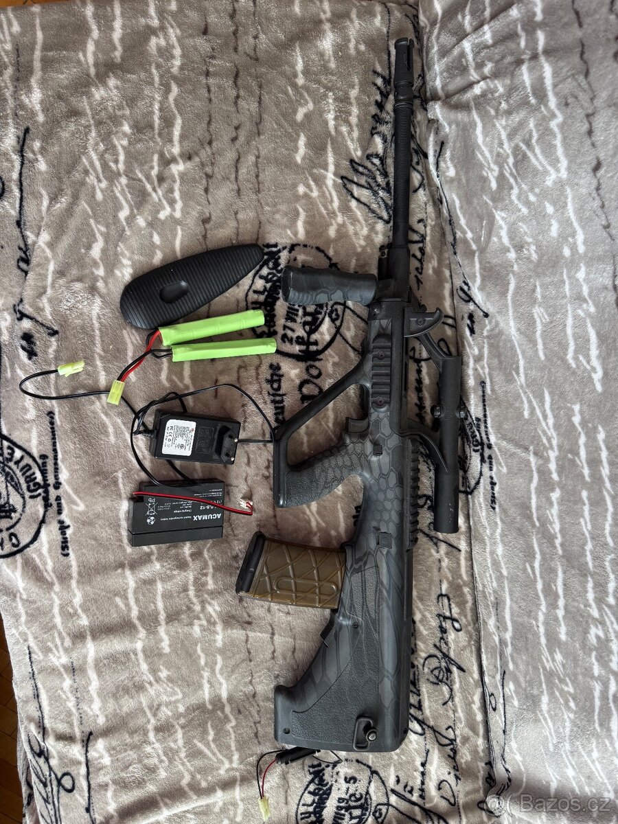 Airsoft pistole