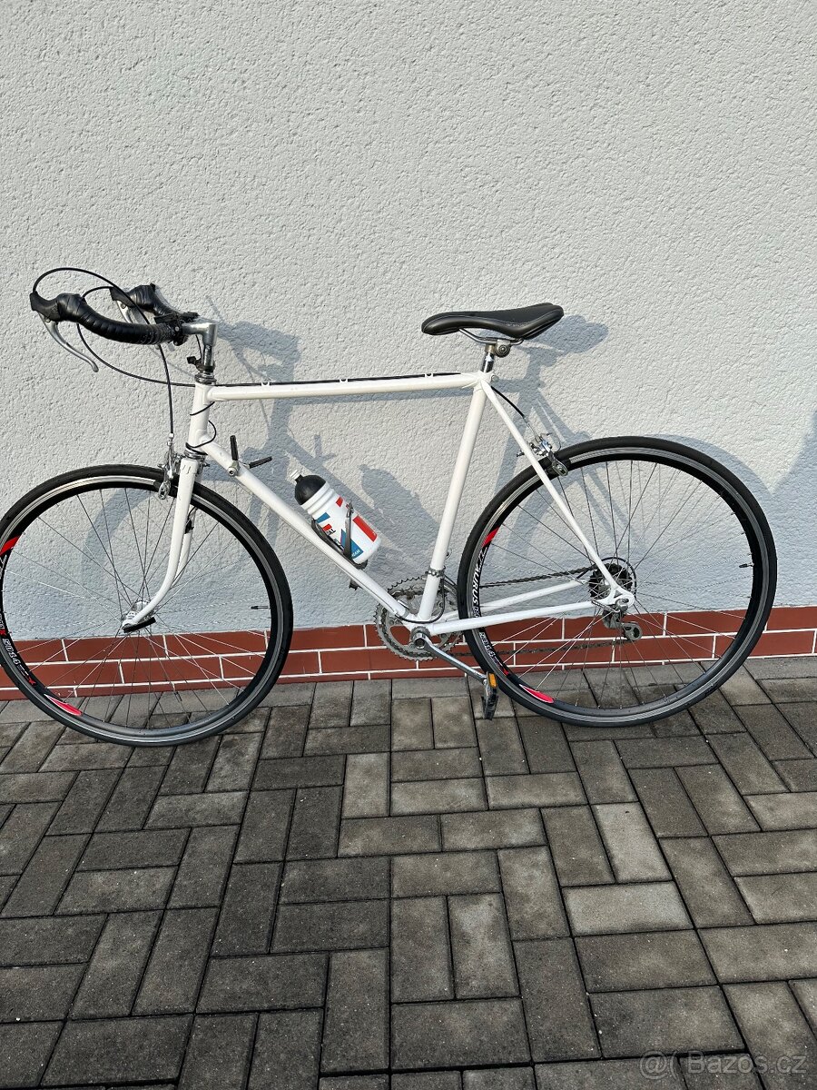 kolo Favorit