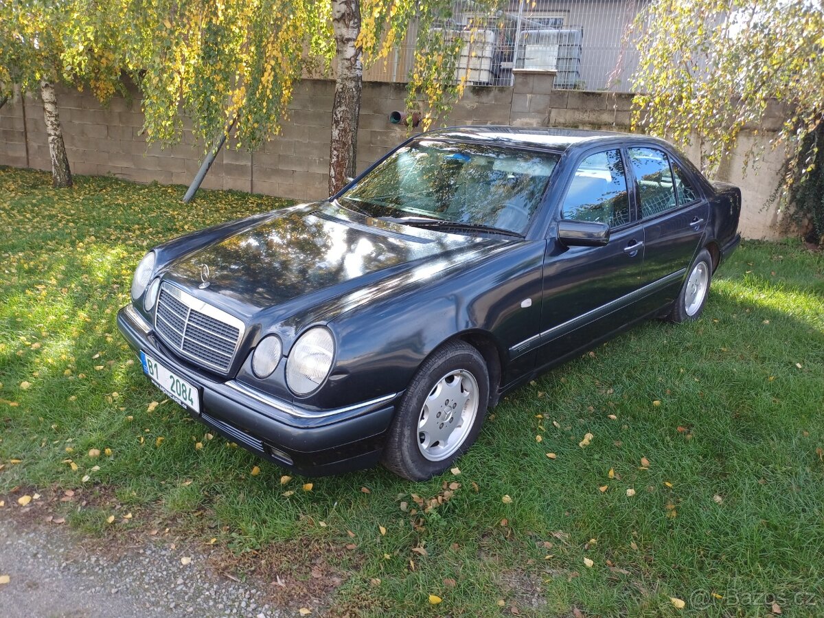 Mercedes benz E 250D W210