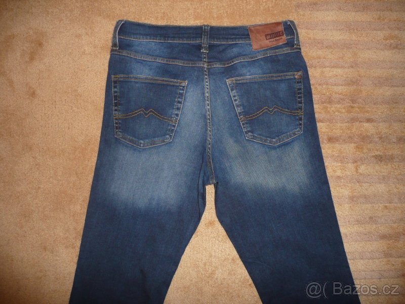 Rifle MUSTANG W34/L30=45/104cm jeansy kalhoty džíny