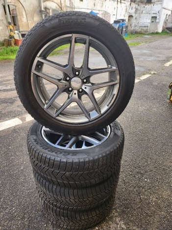 Originální zimní alu kola Mercedes-Benz AMG 19"