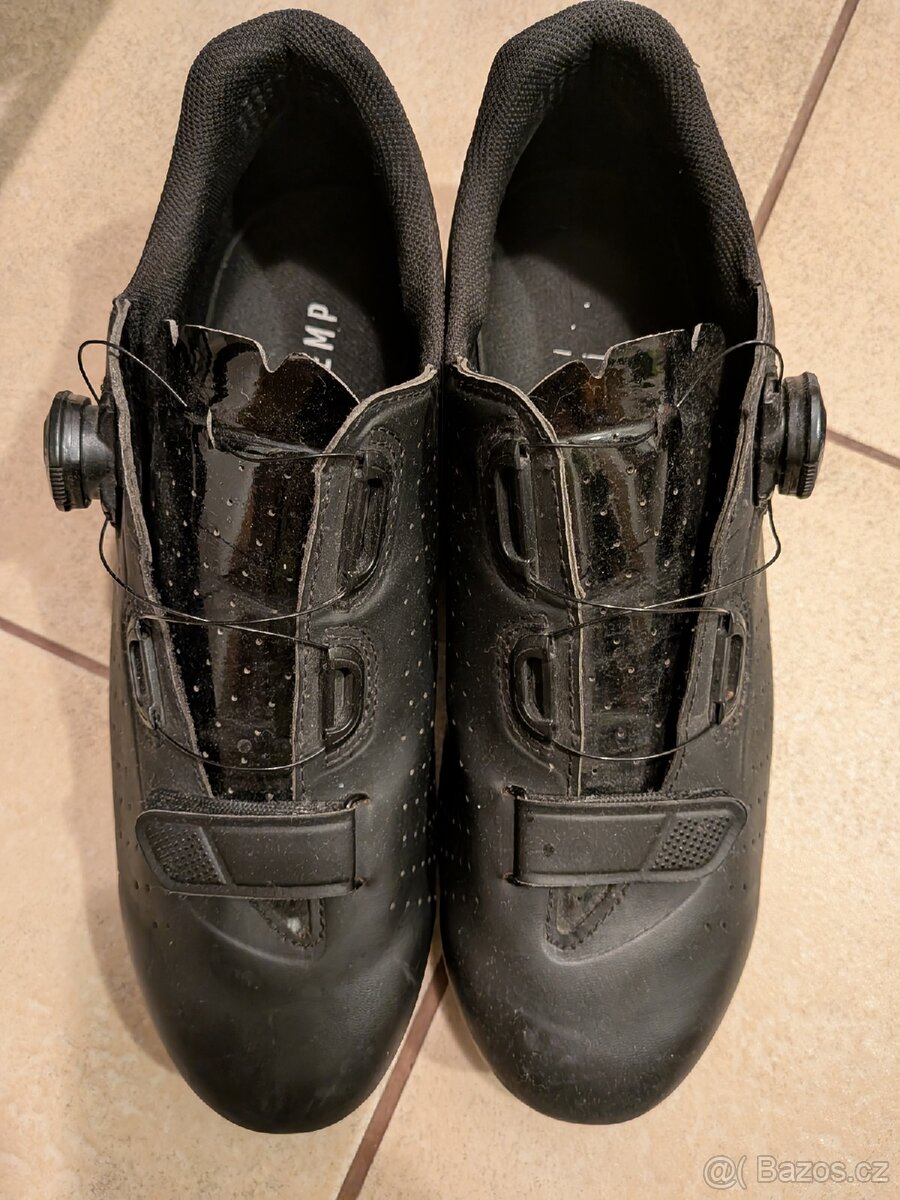 Silniční cyklistické tretry Fizik Tempo vel. 42