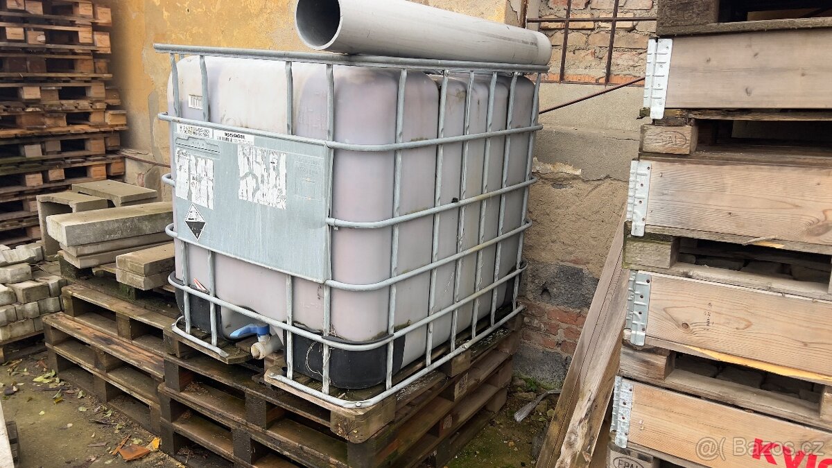 IBC nádrž 1000l