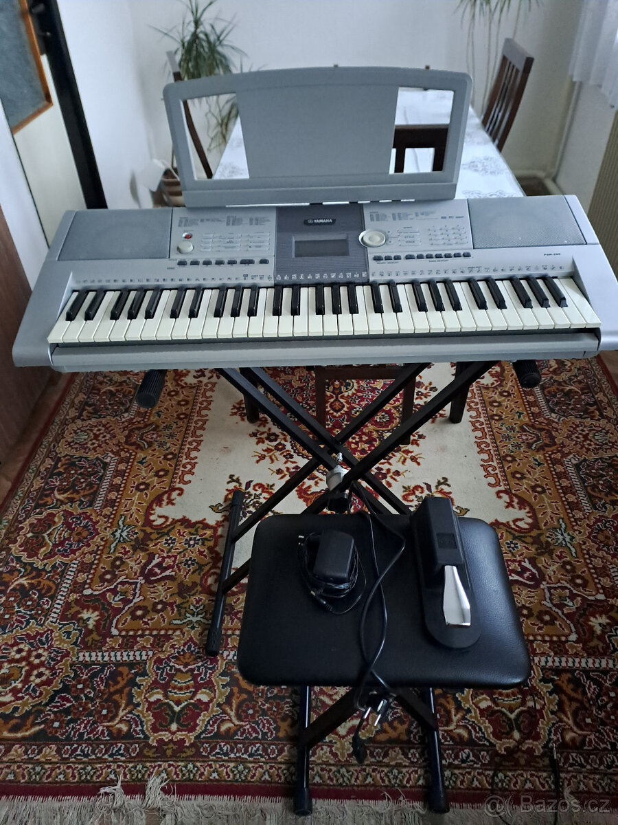 YAMAHA DGX - 205 PSR