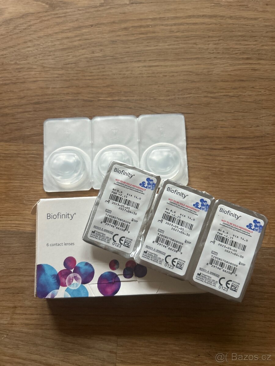 Kontaktní čočky měsíční Biofinity