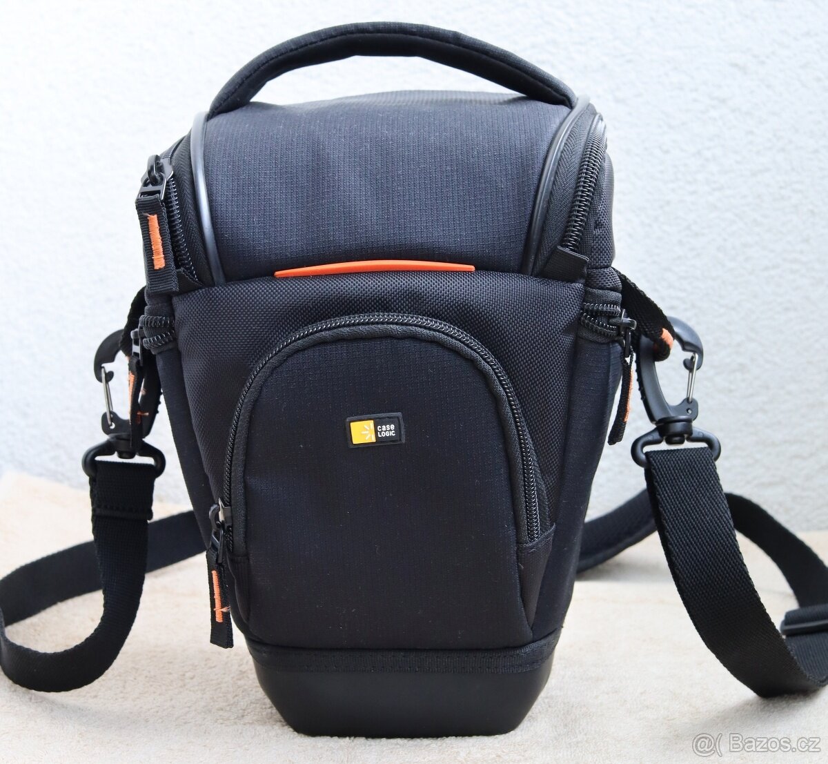Brašna Case Logic na zrcadlovku s teleobjektivem