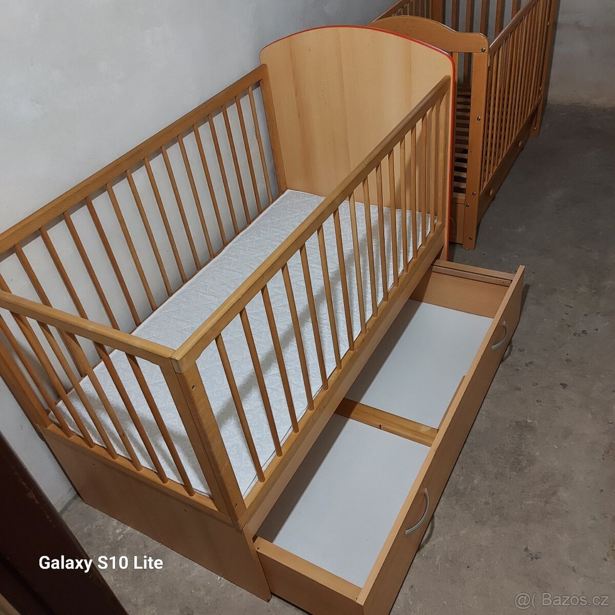 Dětská postýlka 140x70