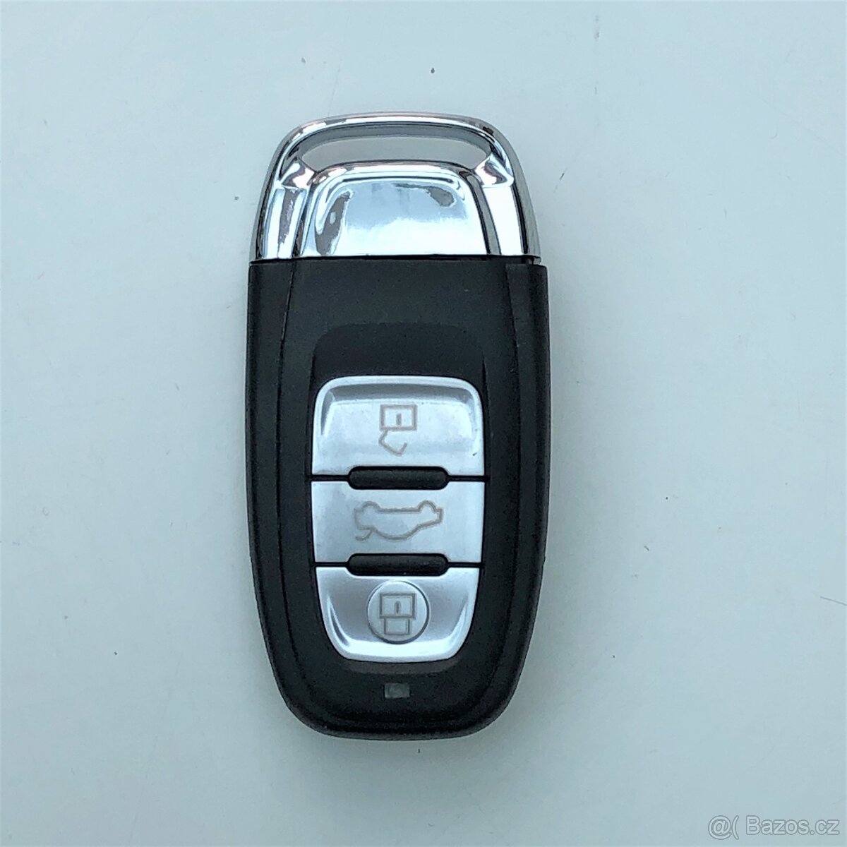 Náhradní klíč s dálkovým ovladačem pro vozy AUDI