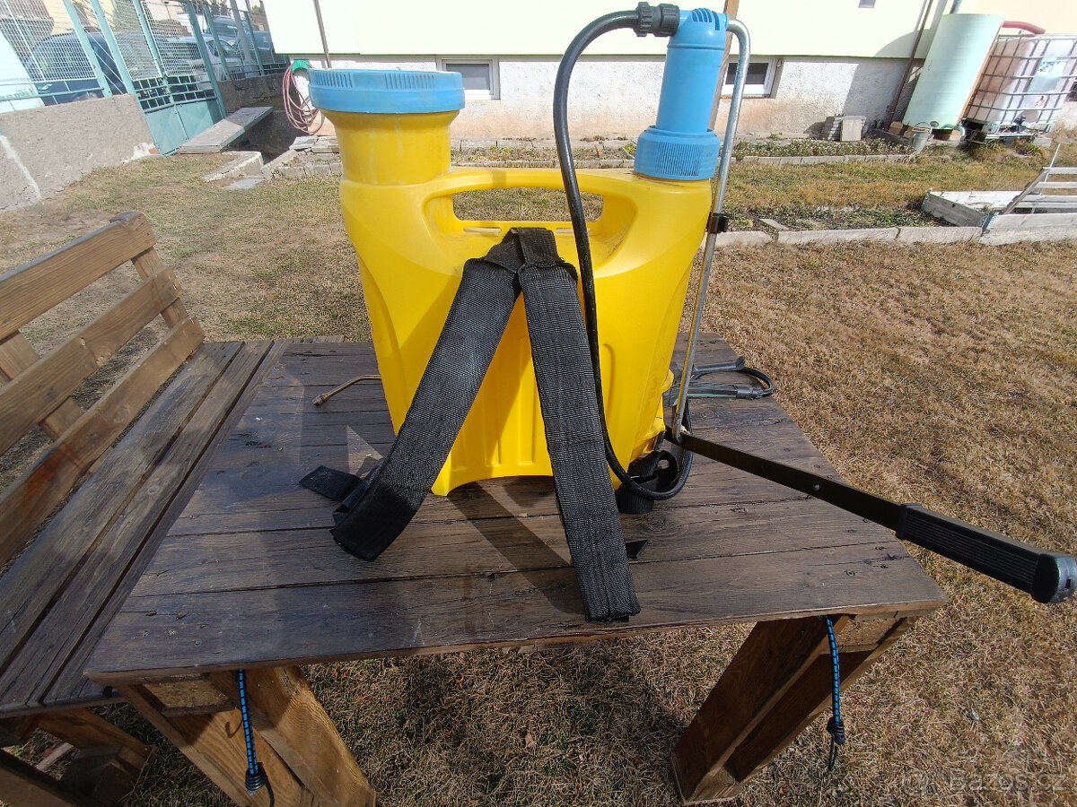 Zádový postřikovač Gloria Hobby 1200