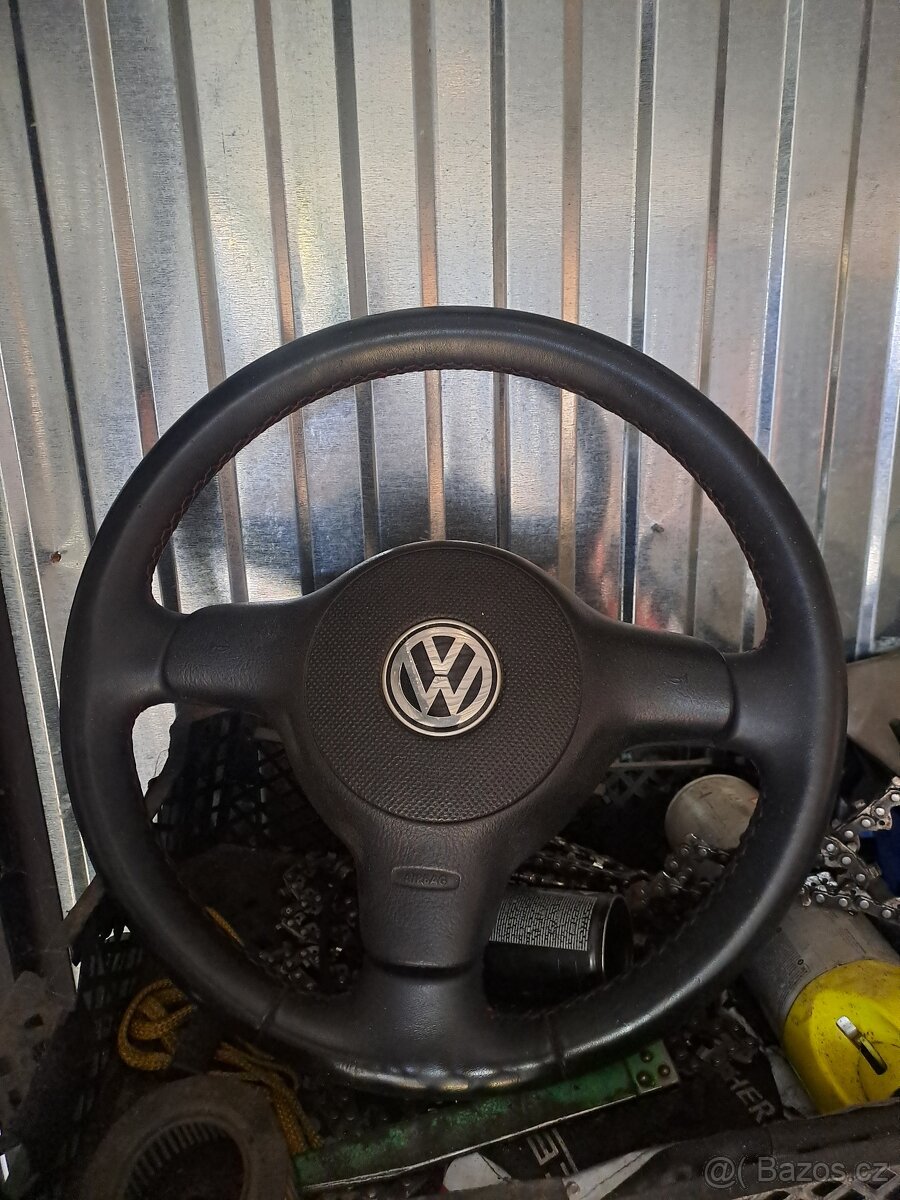 Volant z polo gti