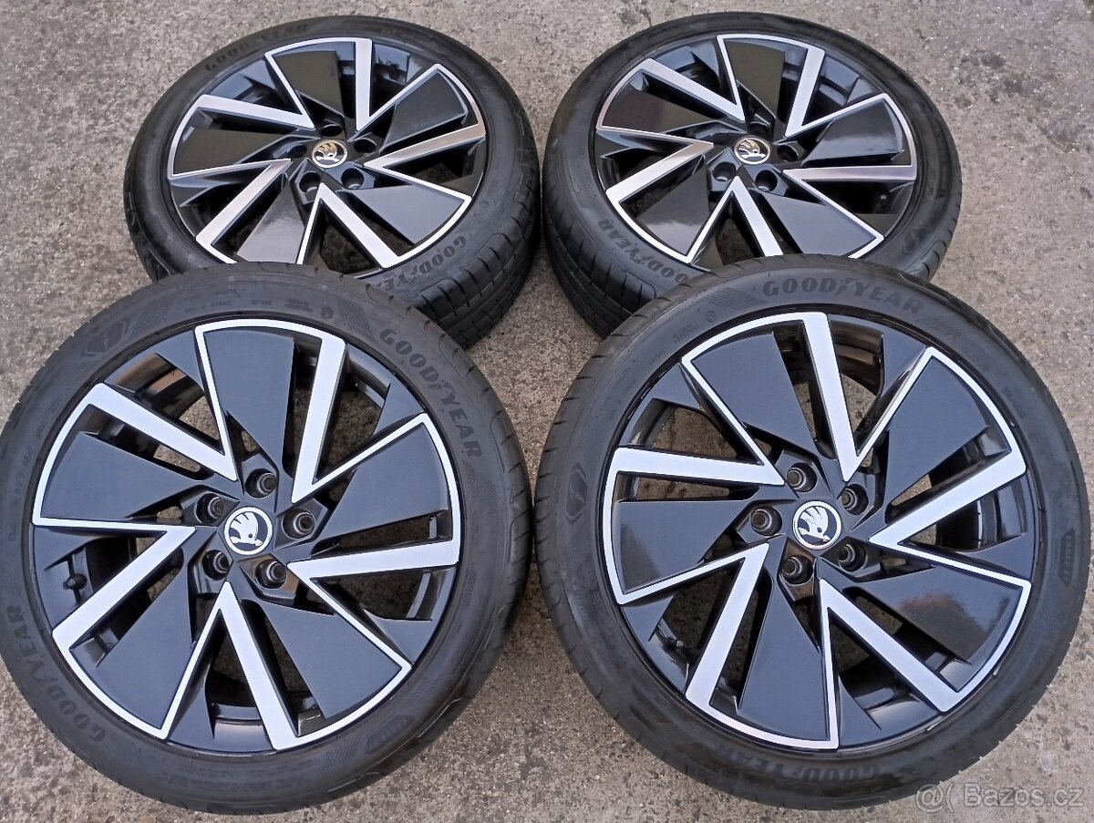 Originál sada disků Škoda Octavia IV 5x112 R18