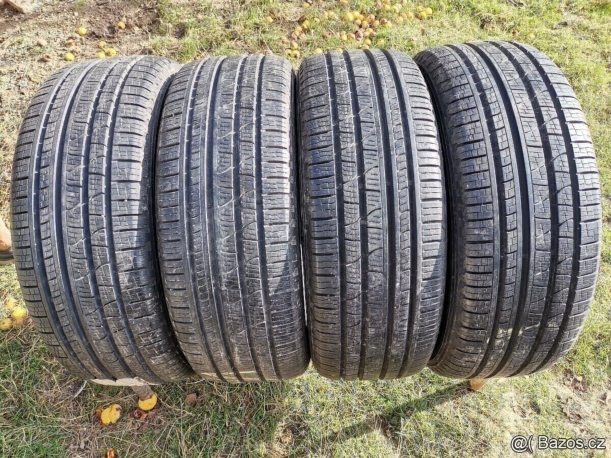 235/55/19 celorocni pneu PIRELLI 235 55 19