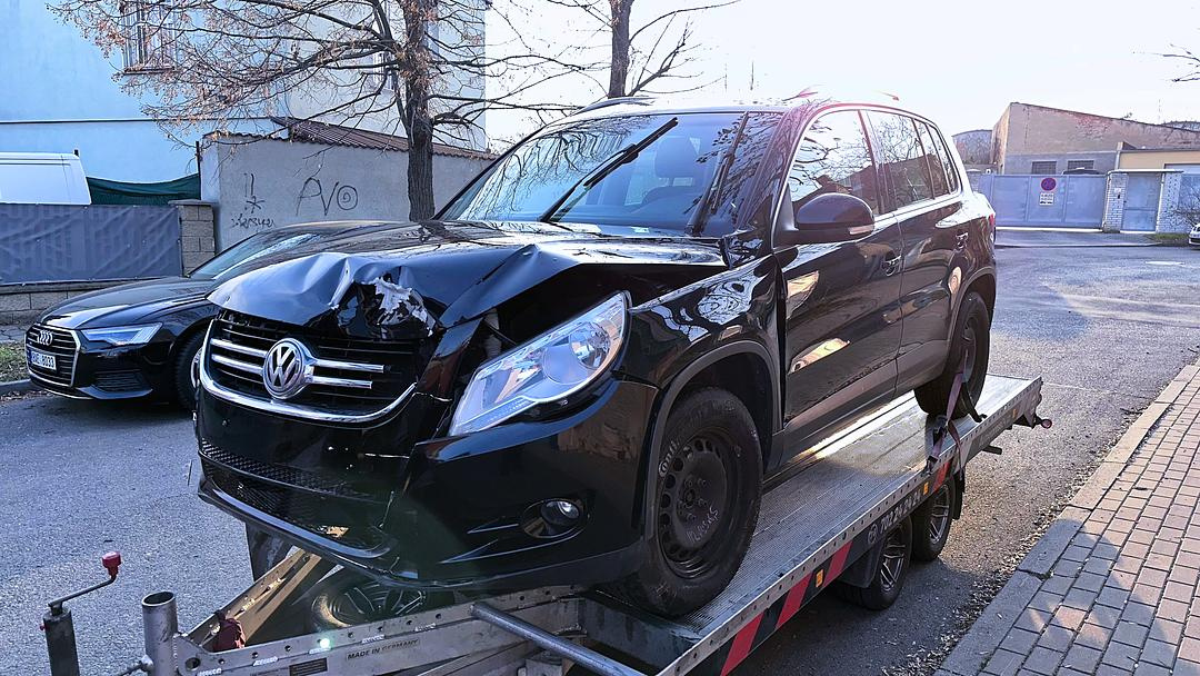 Vůz na náhradní díly VW Tiguan 5N 2010 CAVA LMX LC9X