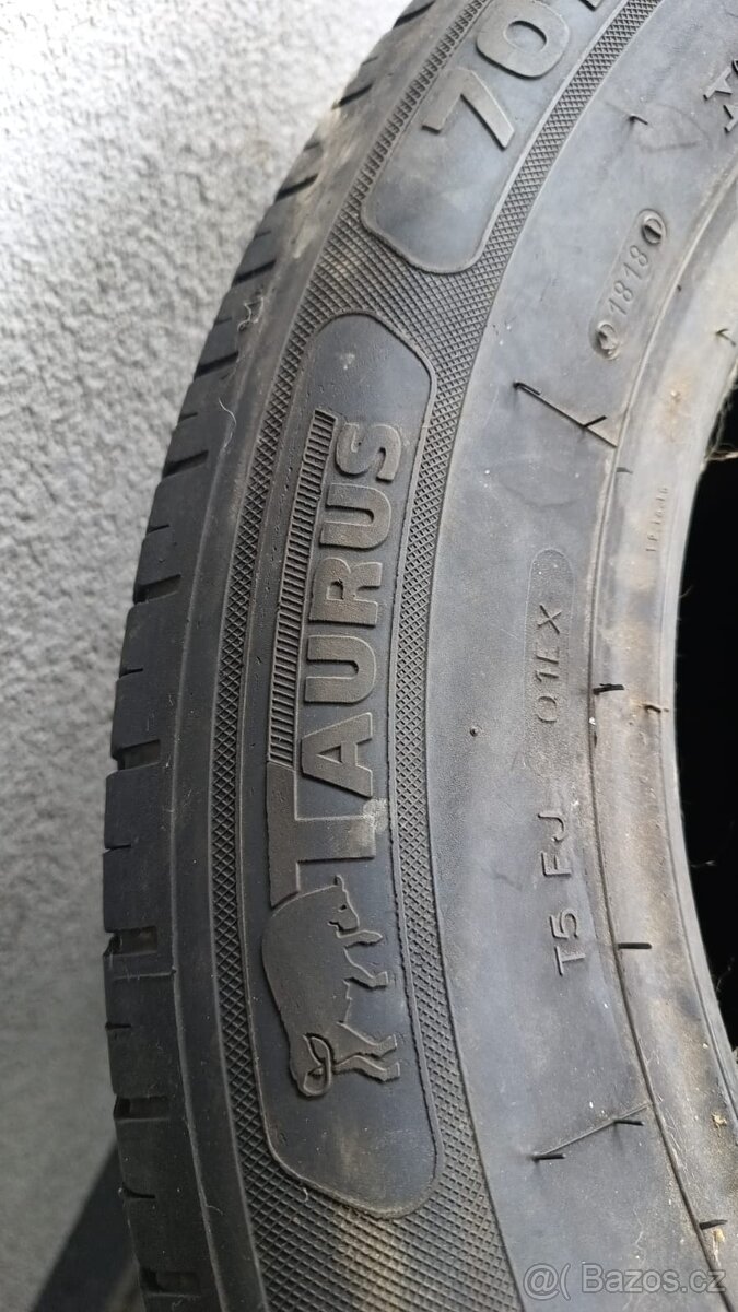 Letní pneu 255 55 R18