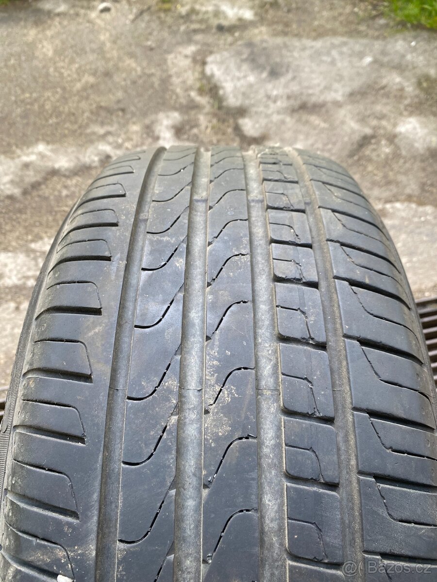 Letní Pirelli 225/50 R17