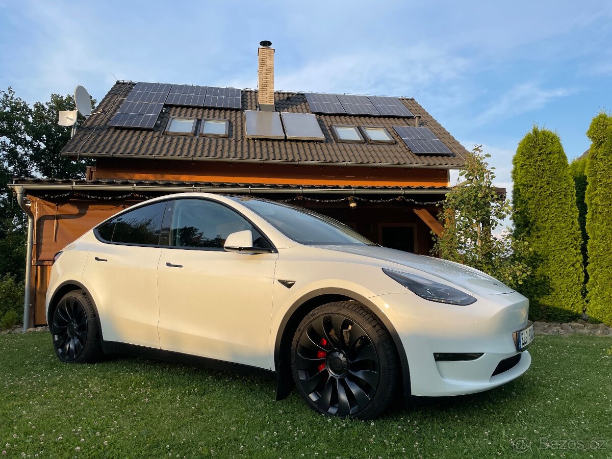 Tesla model Y Performance 4/2024
