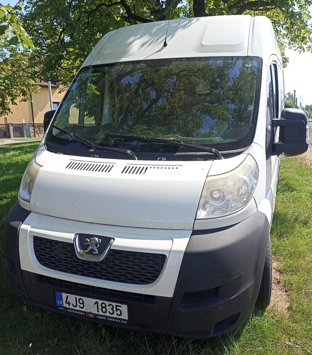 peugeot boxer 2,2 110kw, 2011 r.v., 283500km 2x Webasto