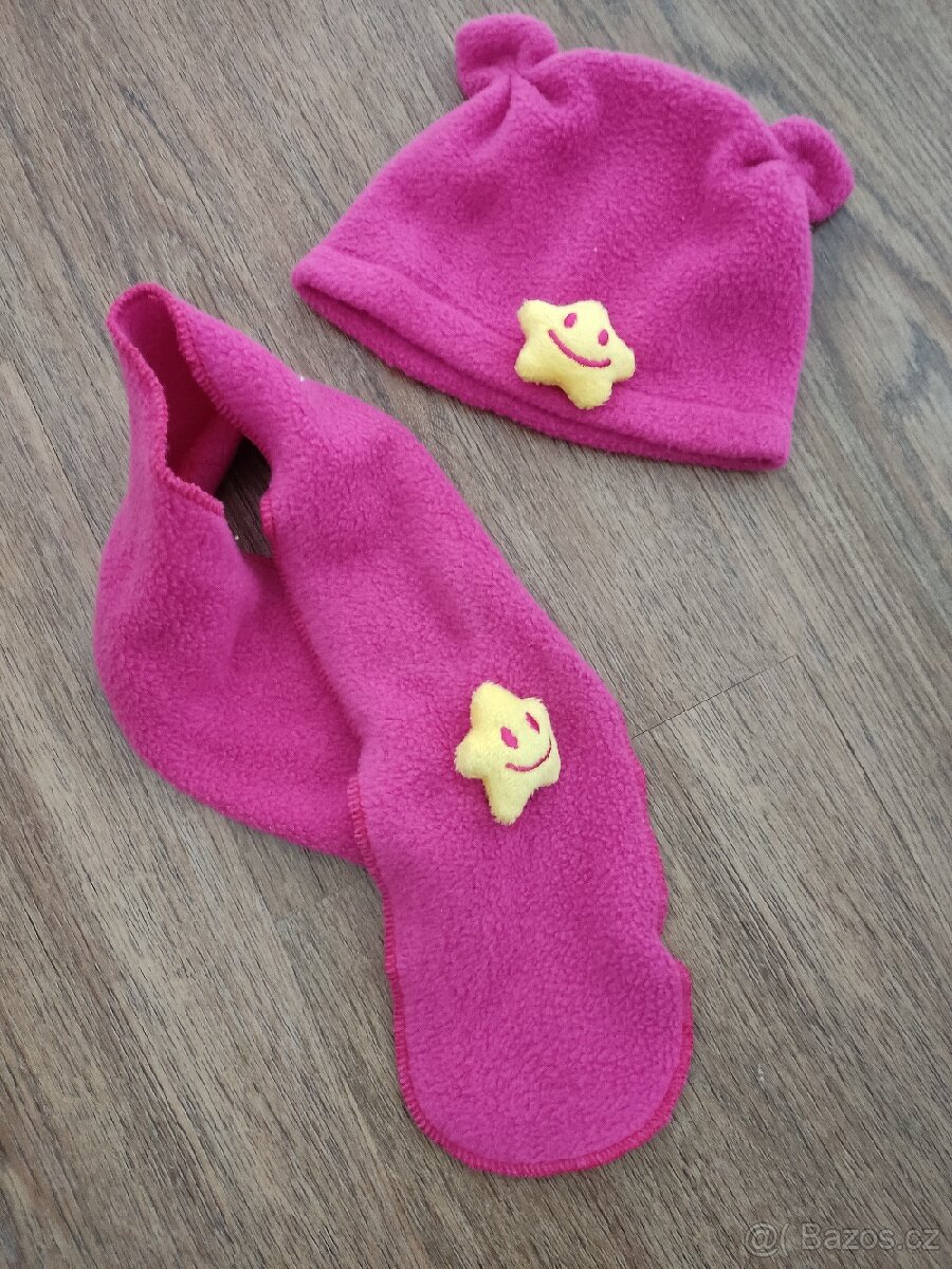 Čepice a šála pro panenku Chou chou