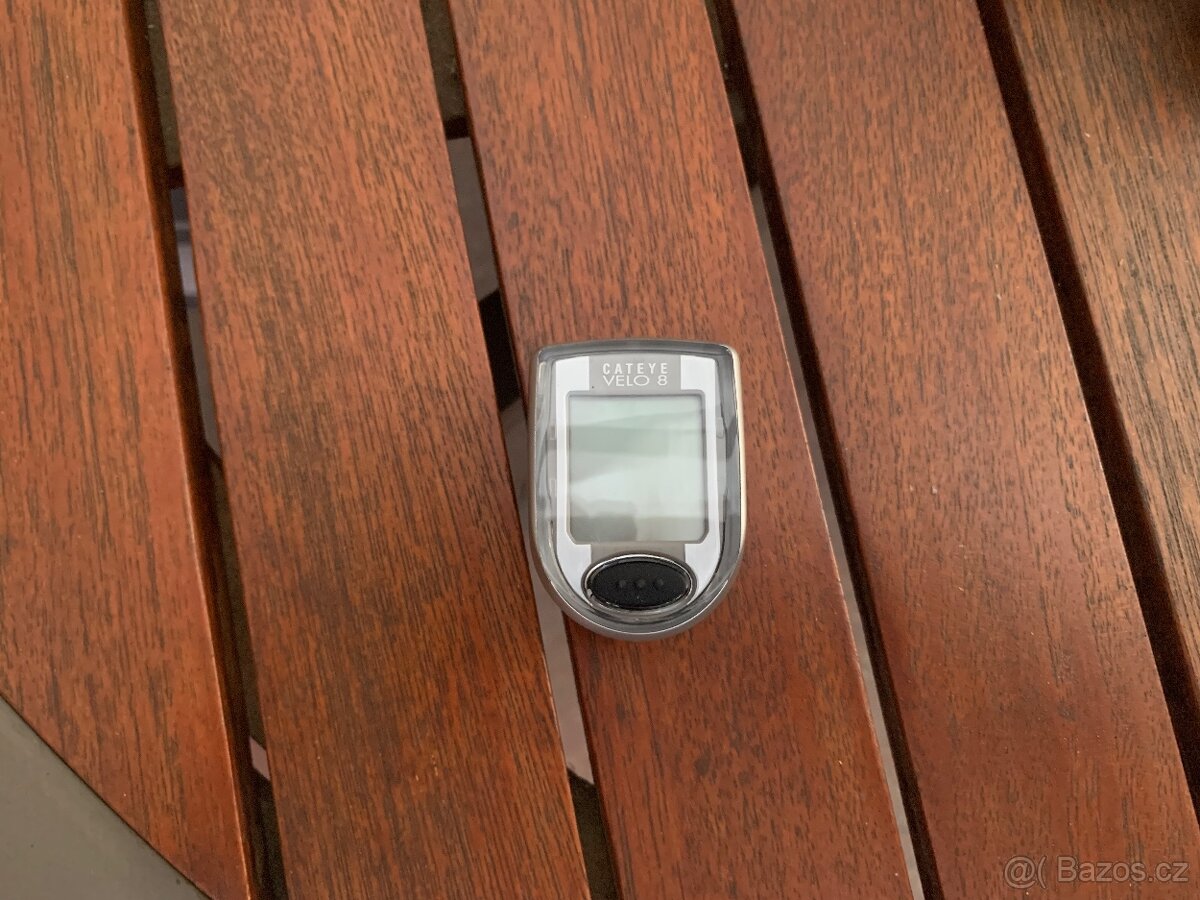 Cateye velo 8