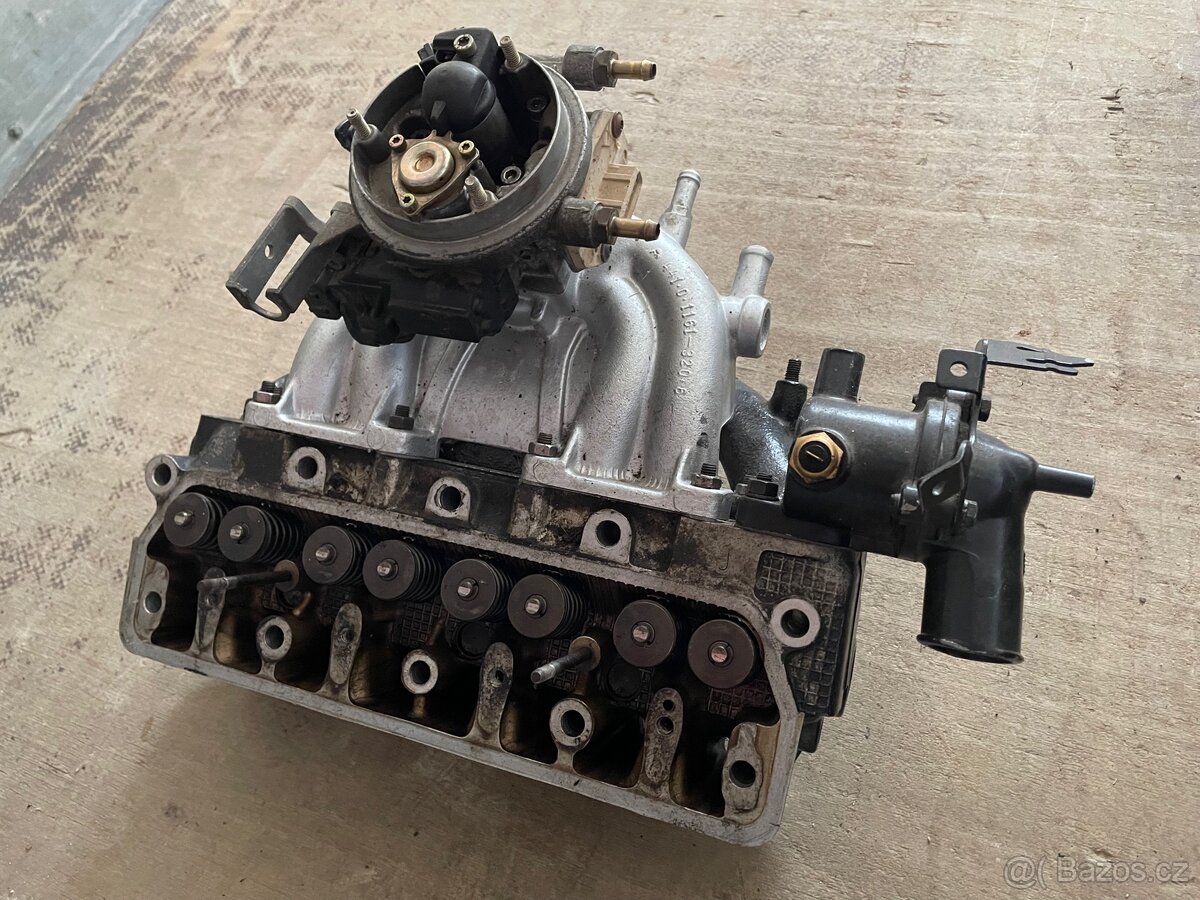 Hlava motoru felicia 1.3 bmm, sani, svody
