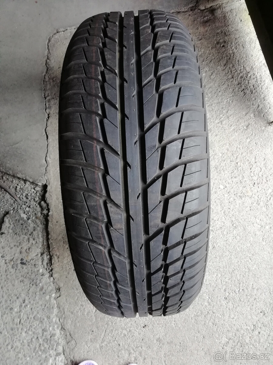 LETNÍ PNEU BARUM 205/60/15 91H OR58 1 KUS