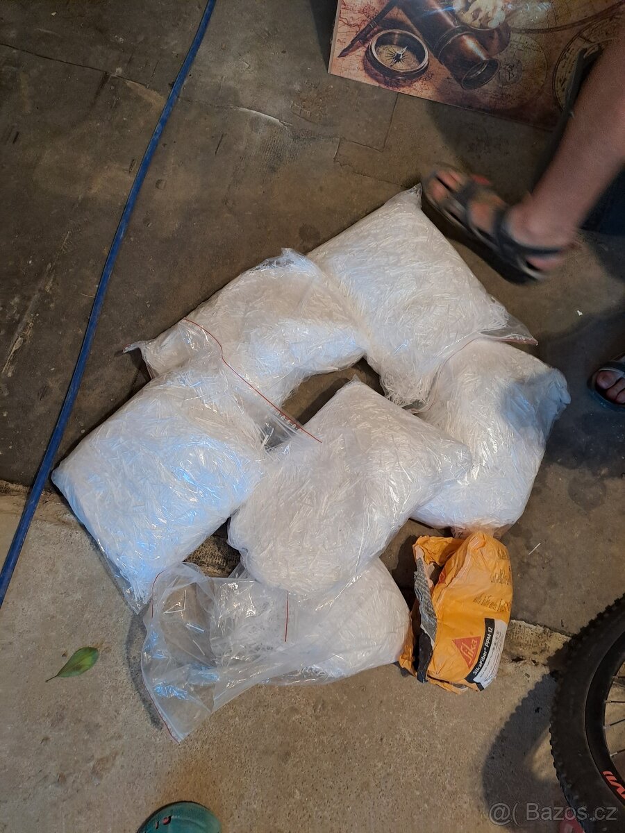 Polystyrenové vlákno do betonu