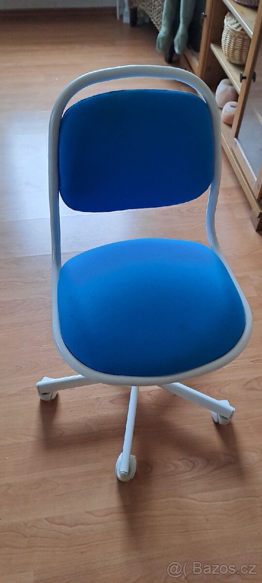 Dětská otočná židle IKEA