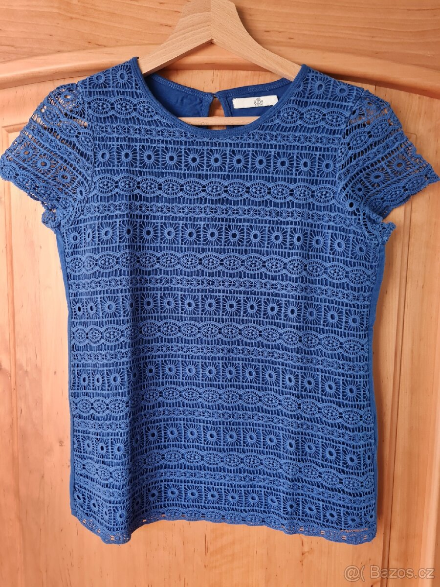 Dívčí triko zn. Marks & Spencer vel. 11-12 let