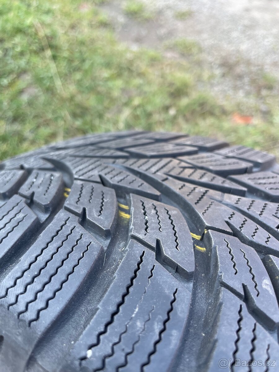 Zimní pneumatiky Nokian 185/55 R15 82t