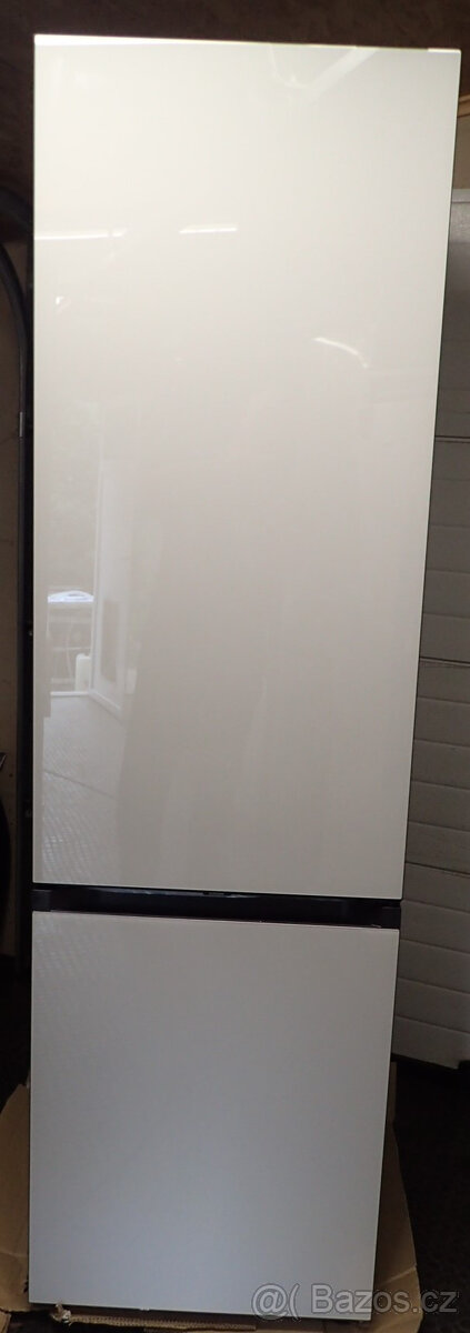 Luxusní Lednice SAMSUNG RB38C7B6D12/EF nové čti...