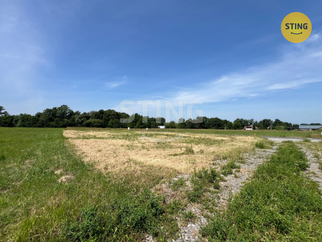 Nabízíme k prodeji stavební pozemek o rozloze 1129 m, 131641