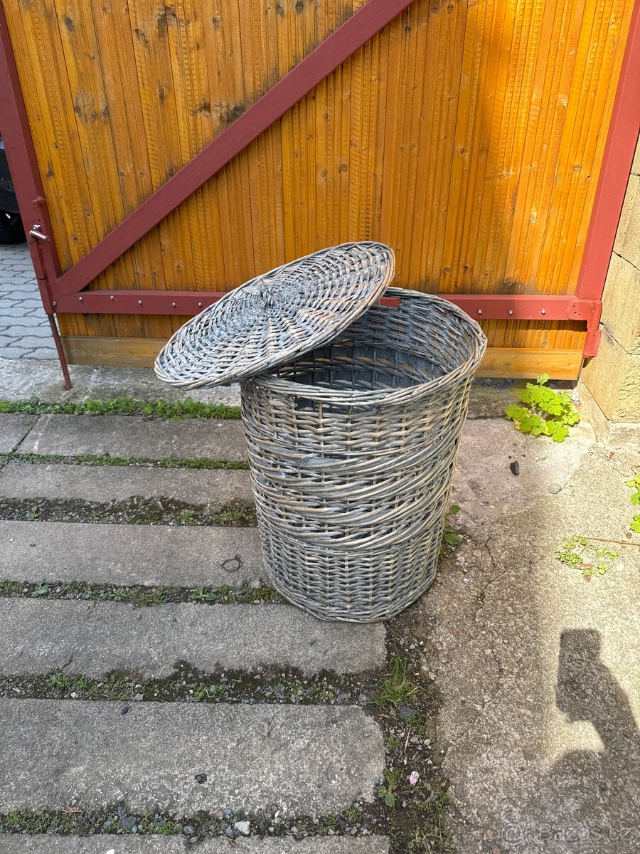 Prouteny kos na pradlo