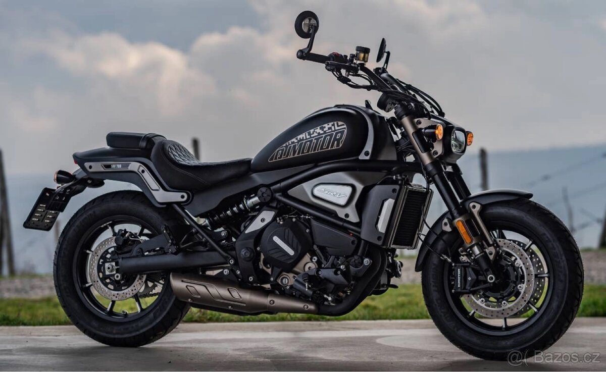 Prodám QJ MOTOR SRV 700