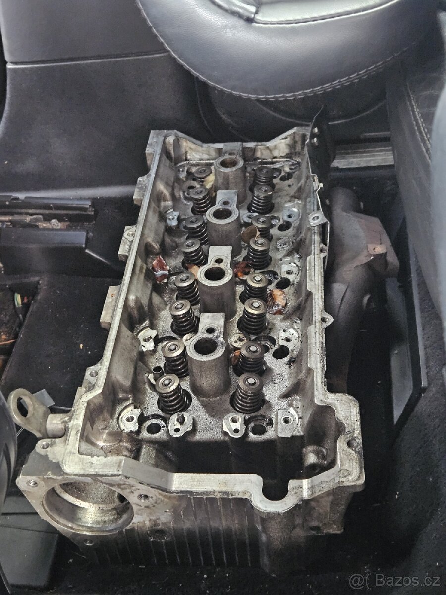 Hlavy motoru X164 Gl 420 cdi