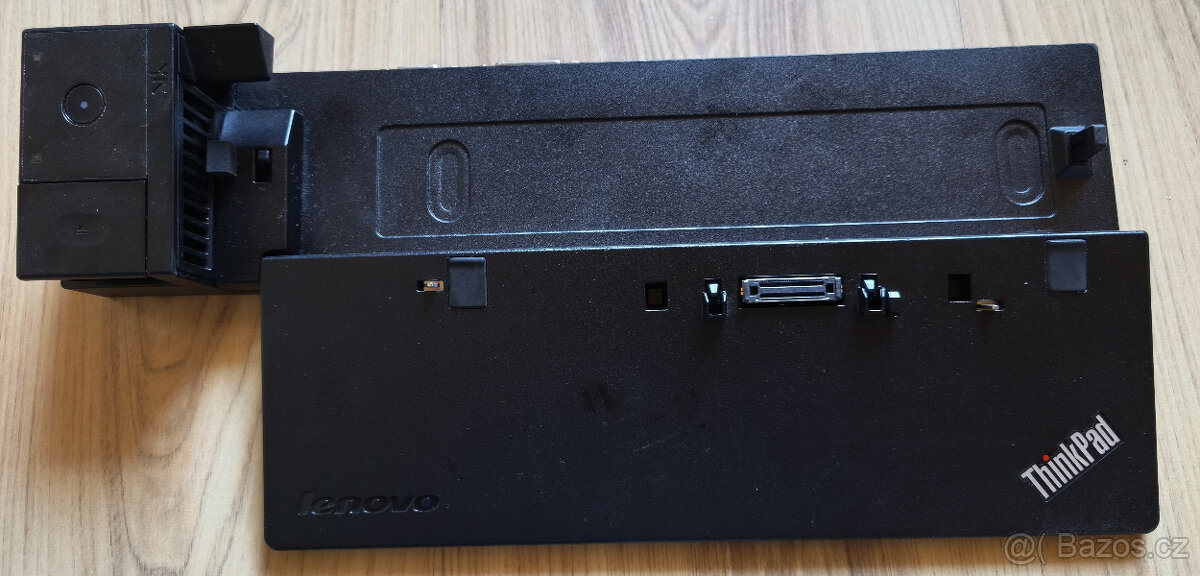 Dokovací stanice Lenovo ThinkPad Pro Dock (40A1)