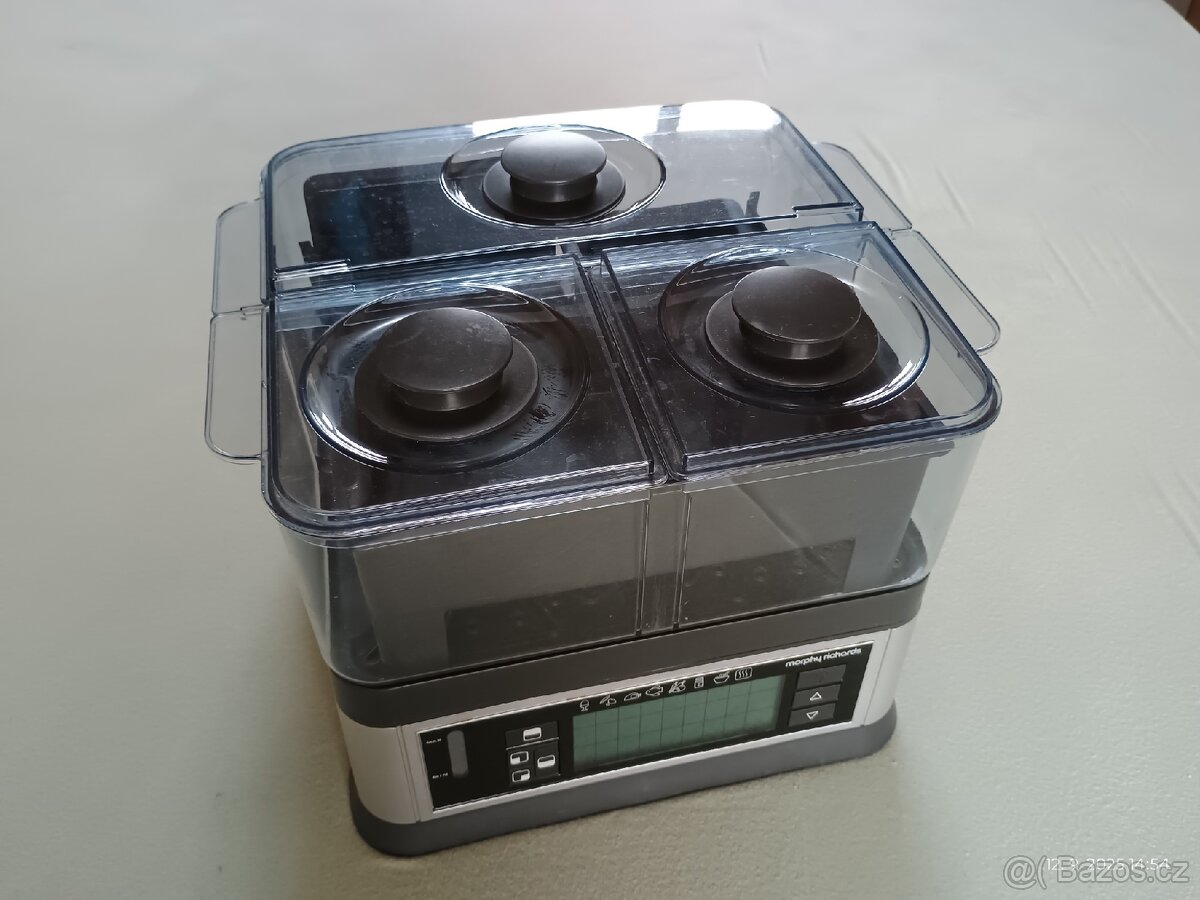 Parní hrnec Morphy Richards v dobrém stavu.