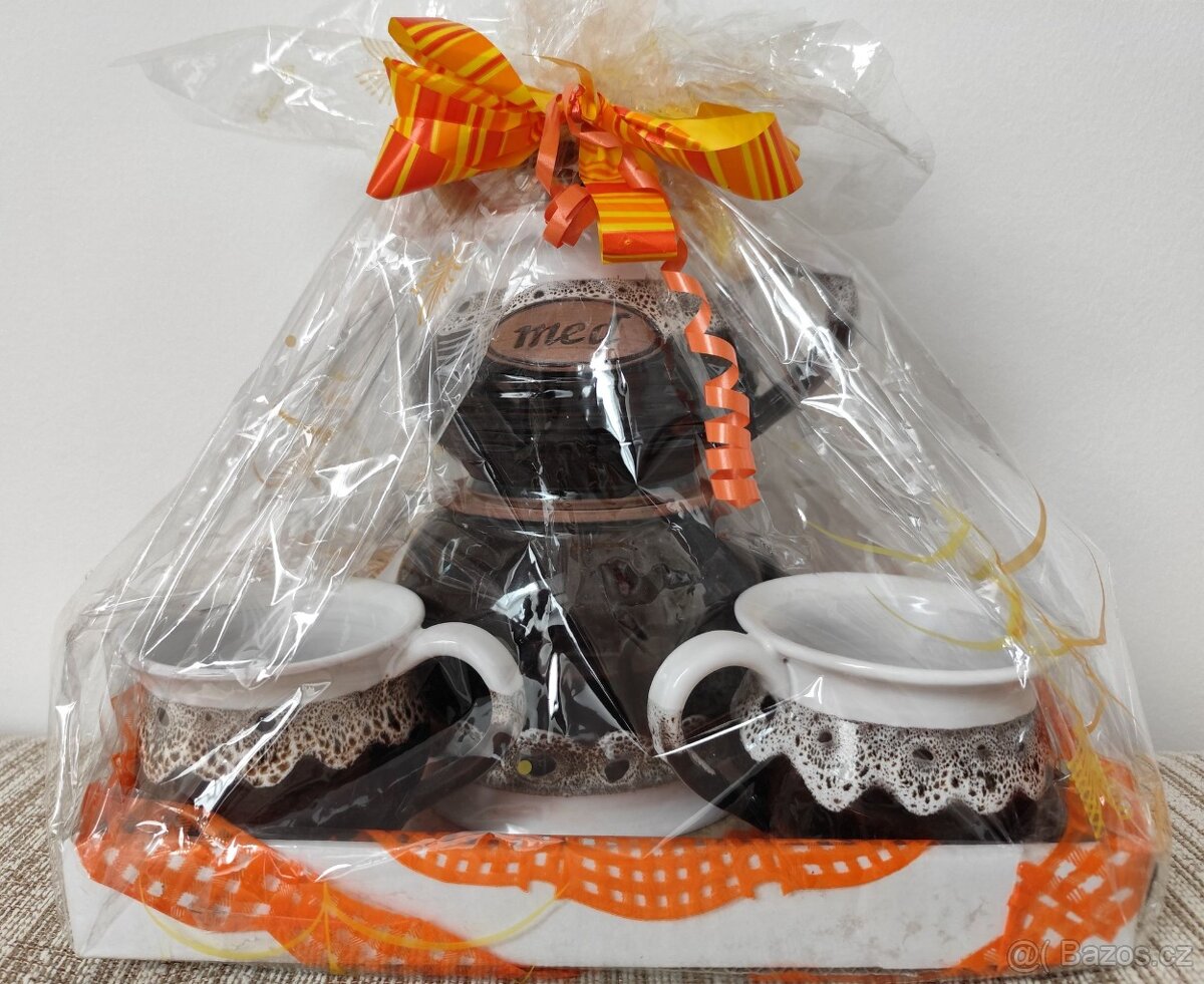 Prodám dárkovou sadu keramiky