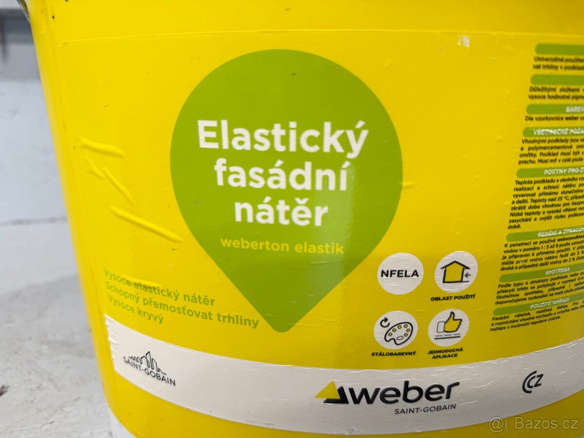 Elastický fasádní nátěr (bílá barva)