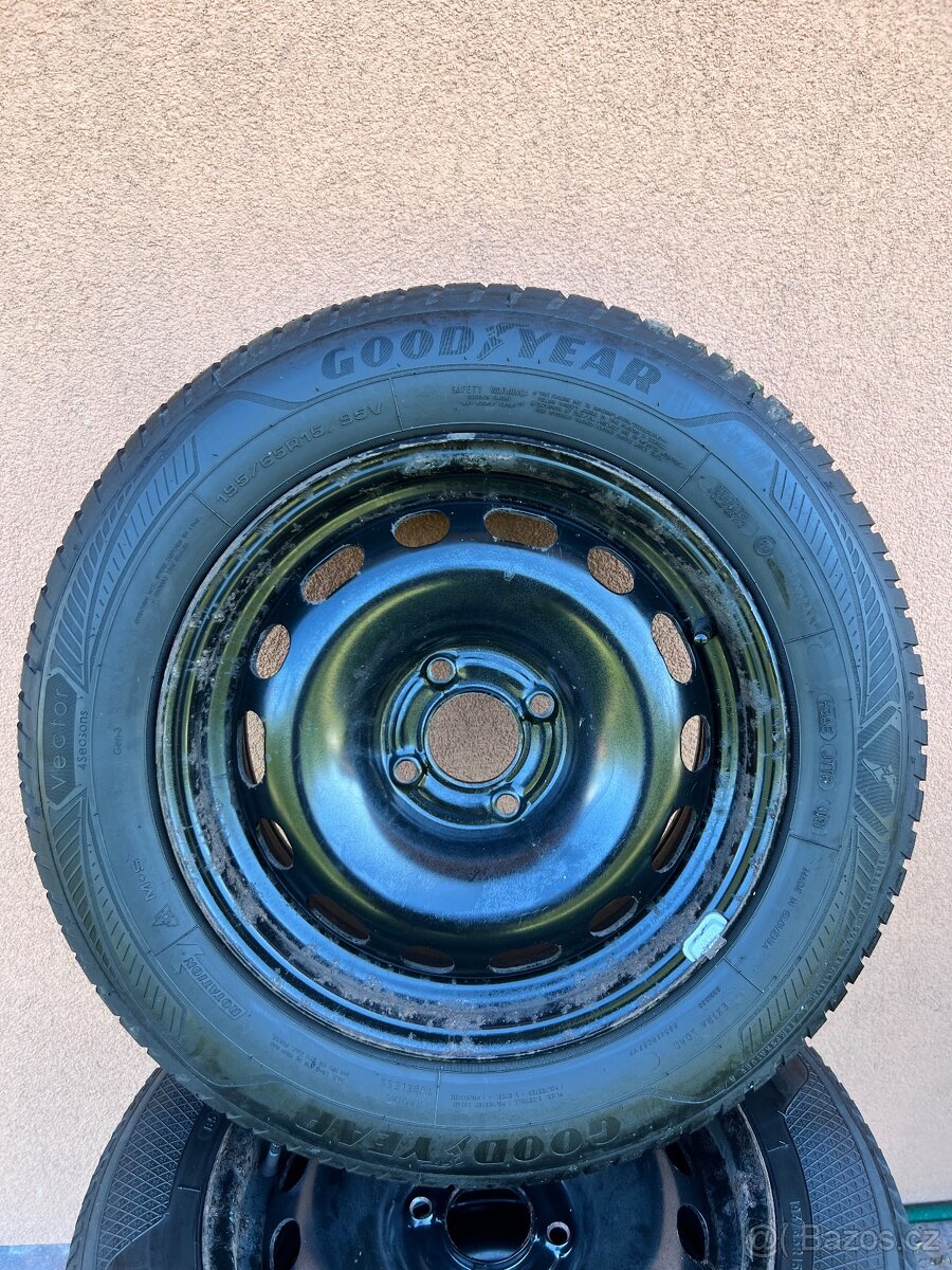 Ocelové ráfky + zimní pneu 195/65 R 15