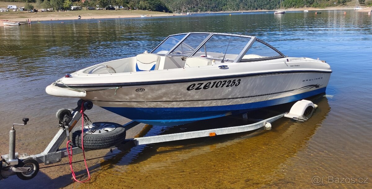 Sportovní loď Bayliner 175 BR, 3,0L